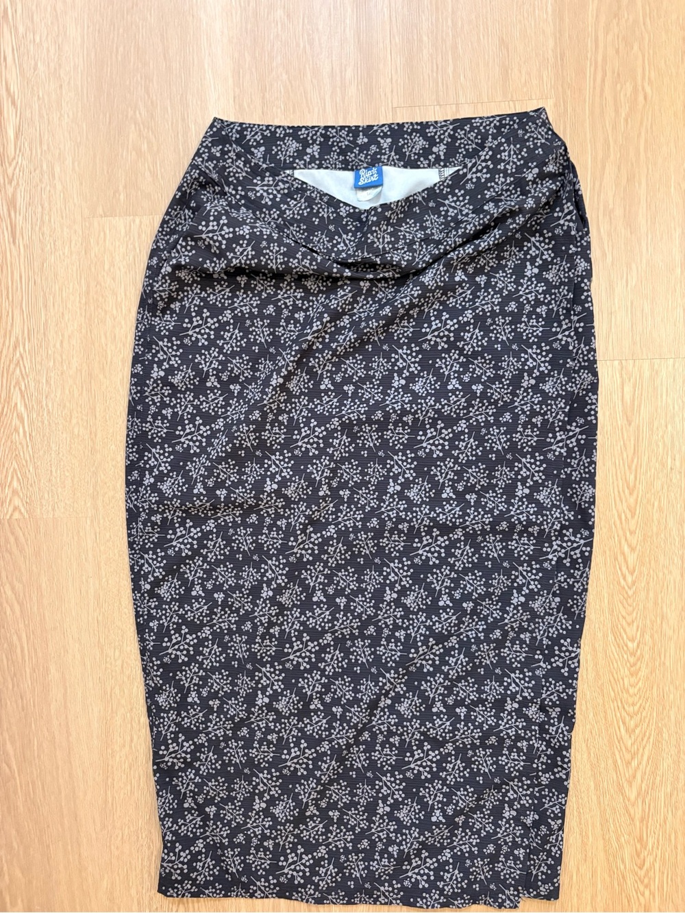 Rip skirt Length 4
